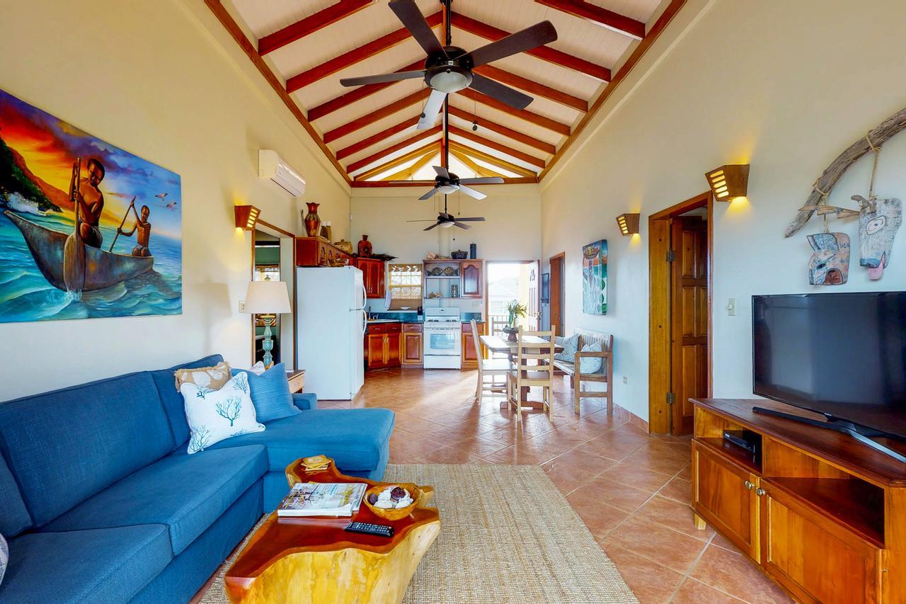 Mirasol Villa Placencia ภายนอก รูปภาพ