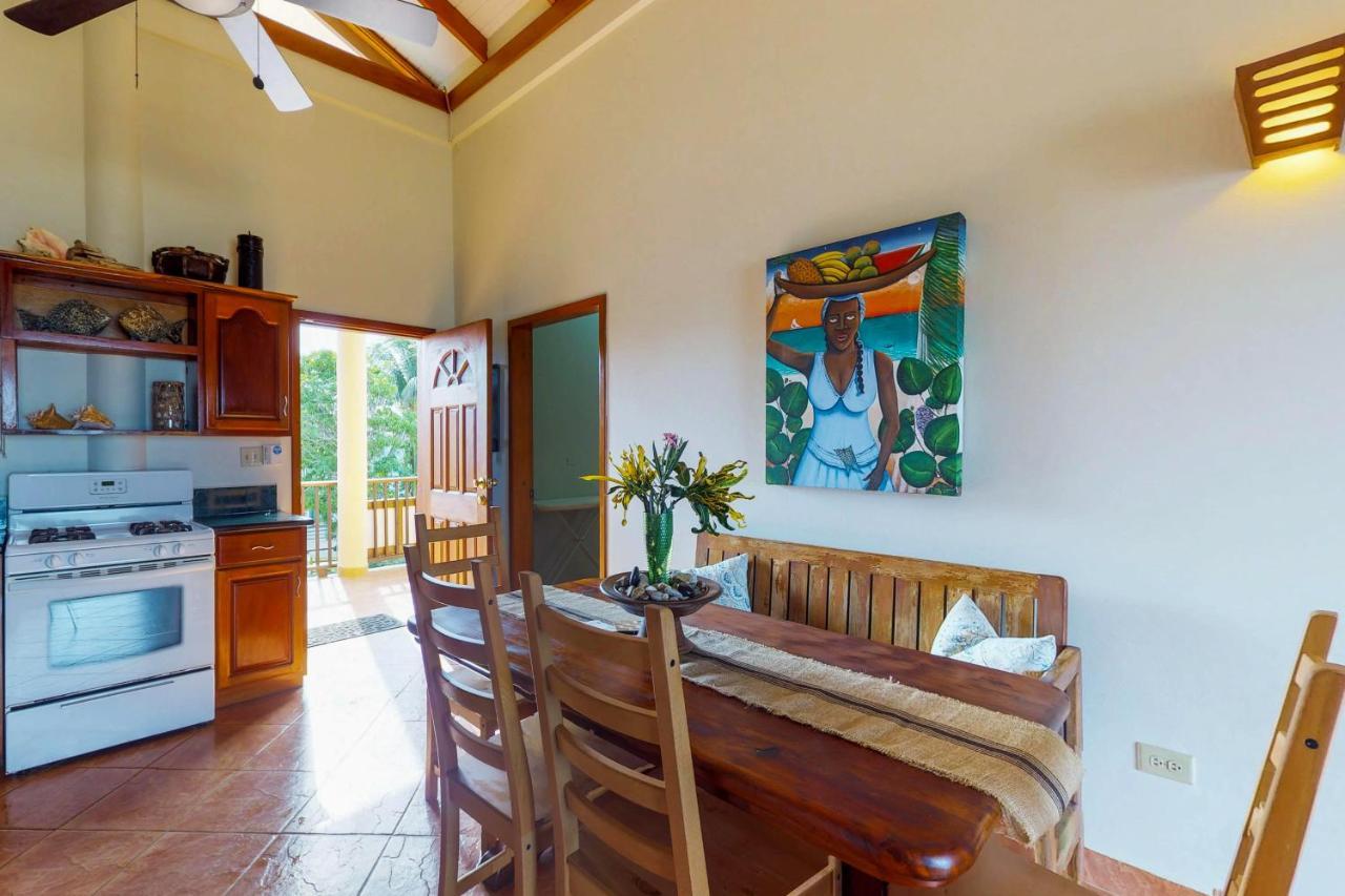 Mirasol Villa Placencia ภายนอก รูปภาพ