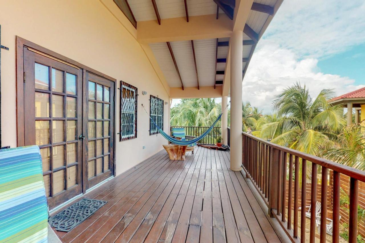 Mirasol Villa Placencia ภายนอก รูปภาพ