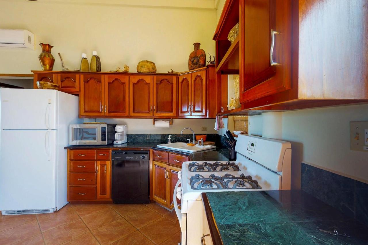 Mirasol Villa Placencia ภายนอก รูปภาพ