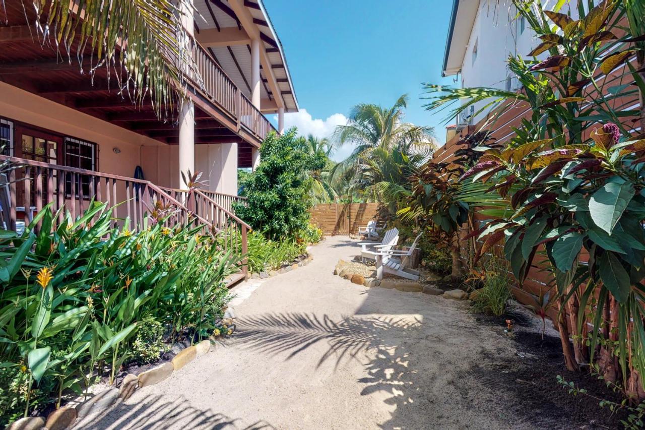 Mirasol Villa Placencia ภายนอก รูปภาพ